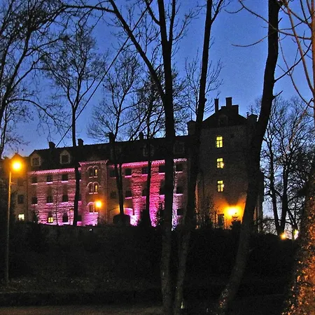 With A Terrace, Right On The Σπίτι διακοπών